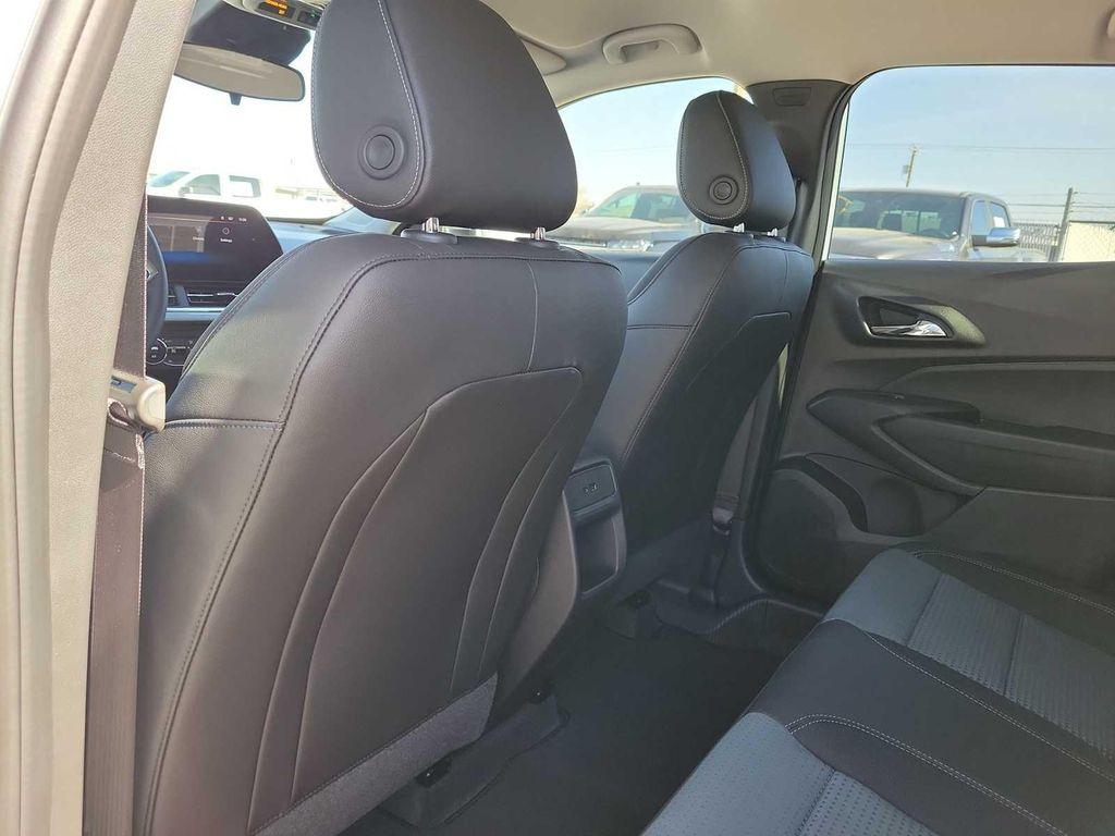 new 2026 Chevrolet Trax car, priced at $25,885