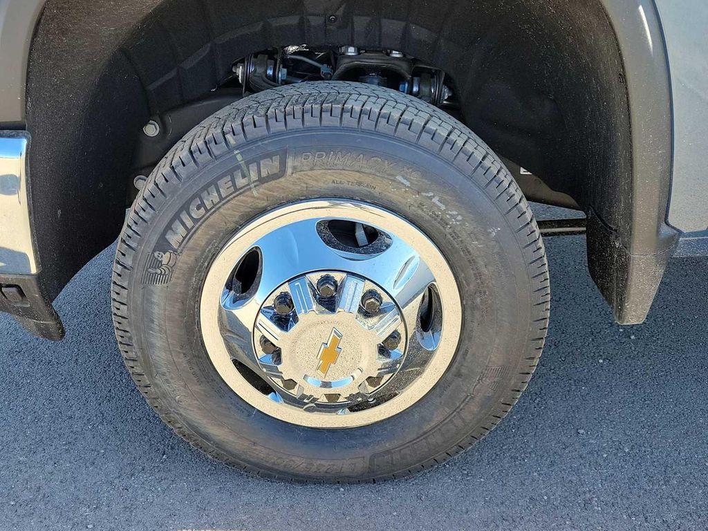 new 2026 Chevrolet Silverado 3500 car, priced at $75,165