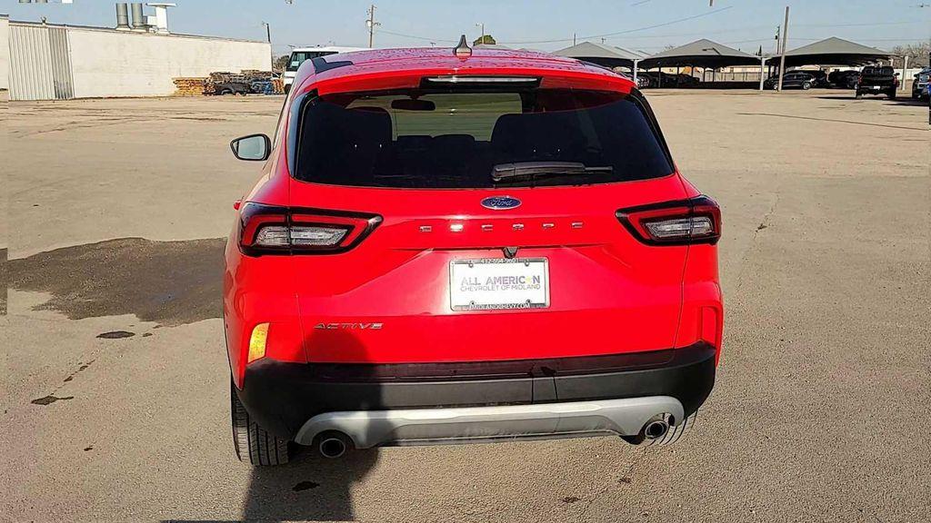 used 2024 Ford Escape car, priced at $21,000