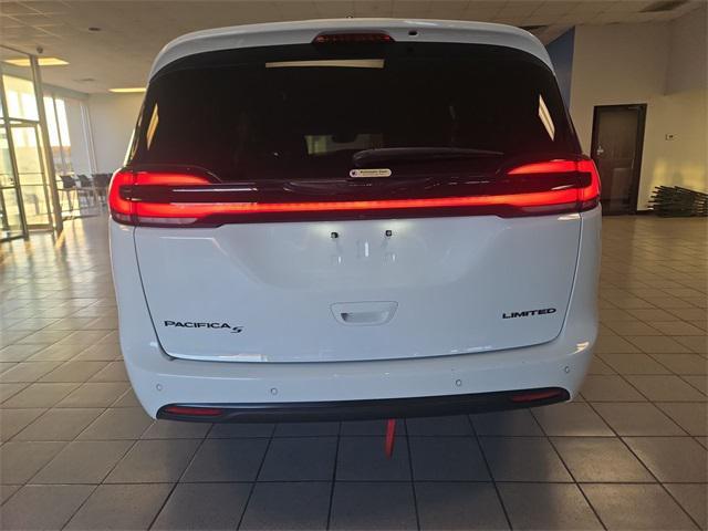 used 2024 Chrysler Pacifica car, priced at $35,622