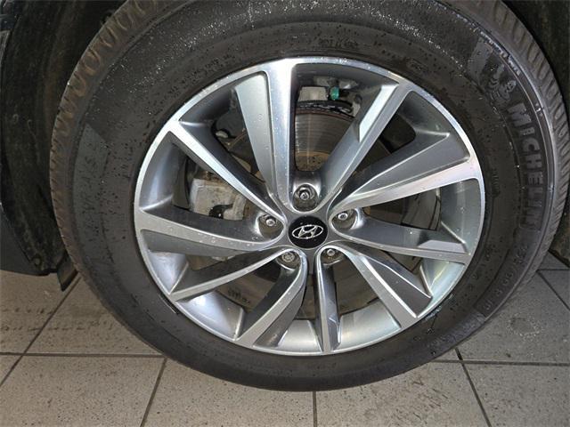 used 2020 Hyundai Santa Fe car, priced at $19,995