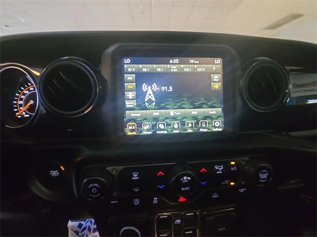 used 2022 Jeep Wrangler Unlimited car, priced at $28,111