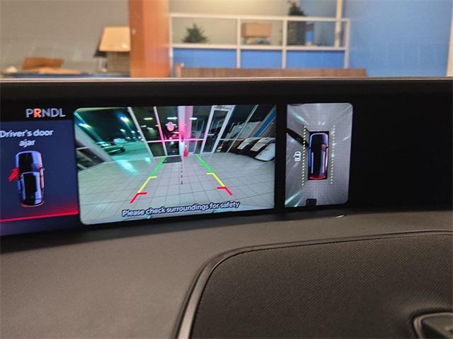 used 2024 Lincoln Nautilus car, priced at $45,910