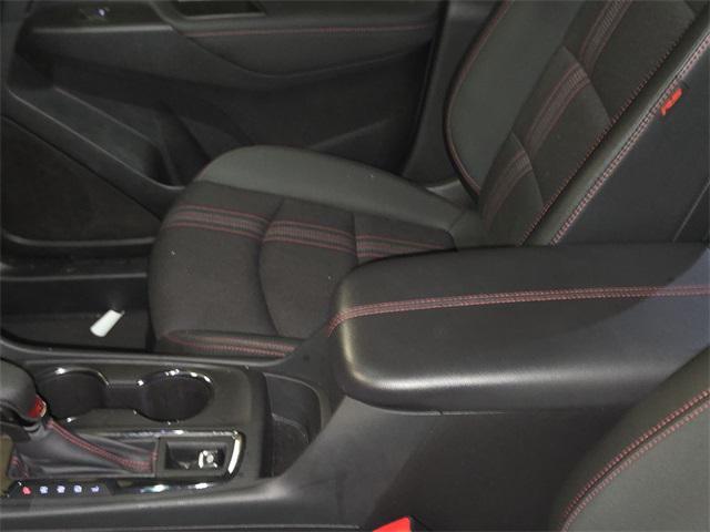 used 2024 Chevrolet Equinox car, priced at $28,186