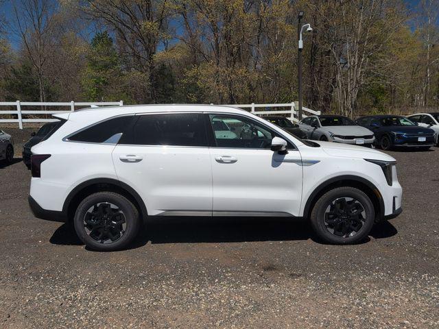 new 2026 Kia Sorento car, priced at $38,900