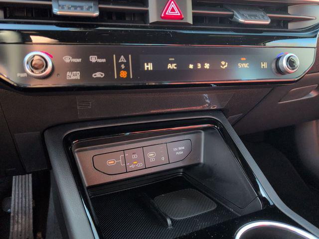new 2026 Kia K5 car, priced at $33,100