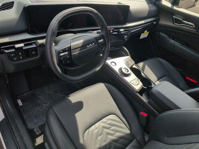 new 2026 Kia Sportage Plug-In Hybrid car, priced at $42,500