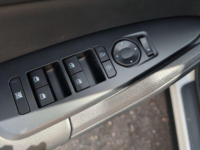 new 2026 Kia Sportage Plug-In Hybrid car, priced at $42,500