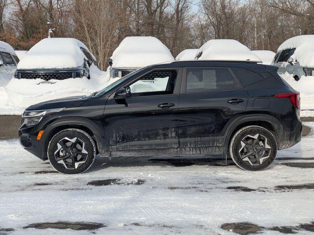 used 2025 Kia Seltos car, priced at $23,779