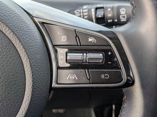 used 2025 Kia Seltos car, priced at $23,779