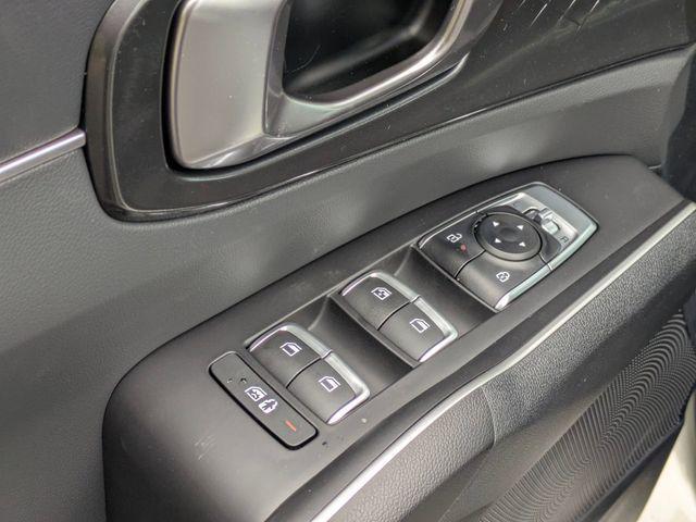 new 2026 Kia Sorento car, priced at $32,876