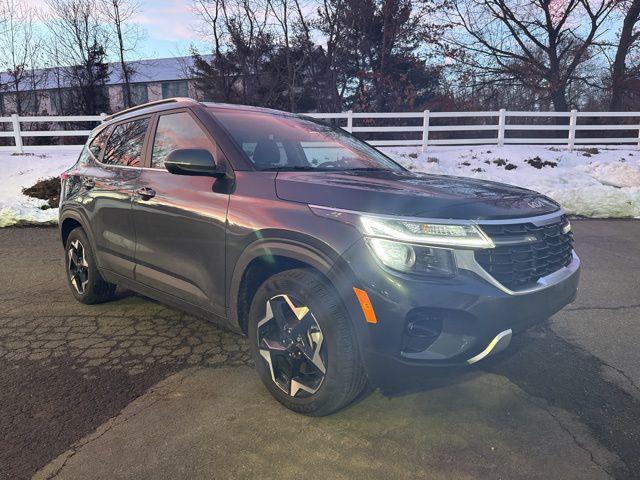 used 2025 Kia Seltos car