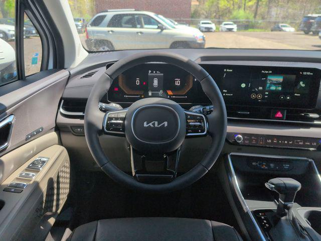 new 2026 Kia Carnival car, priced at $43,995