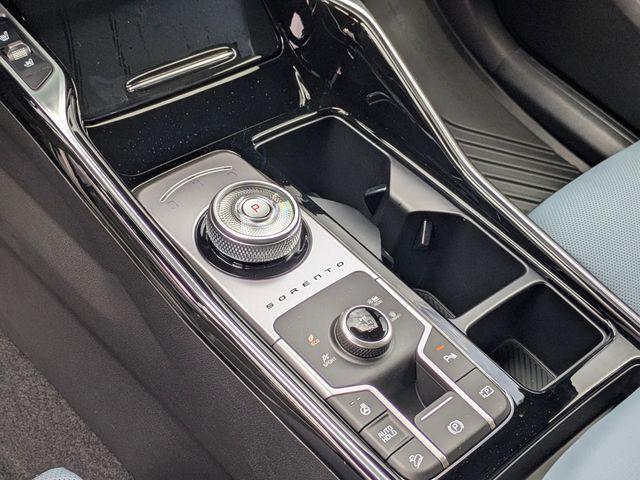 new 2025 Kia Sorento Hybrid car, priced at $45,800