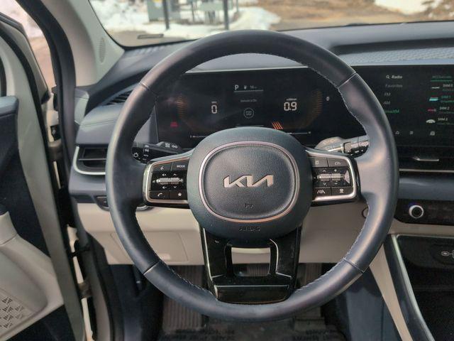 used 2025 Kia Carnival car, priced at $36,257