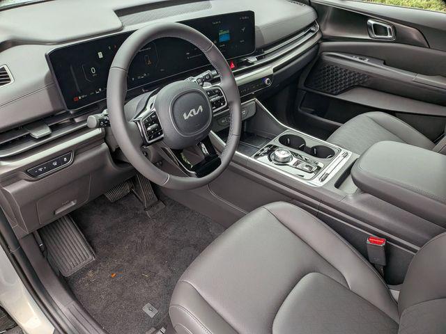 new 2026 Kia Carnival Hybrid car, priced at $48,300