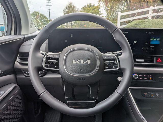 new 2026 Kia Carnival Hybrid car, priced at $48,300