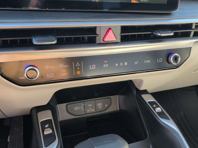 new 2026 Kia Sorento car, priced at $43,016