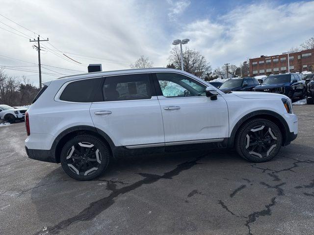 used 2024 Kia Telluride car, priced at $34,744
