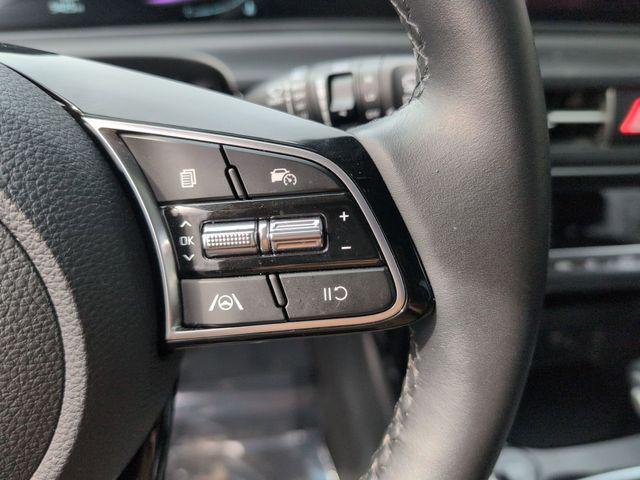 used 2025 Kia Seltos car, priced at $23,994