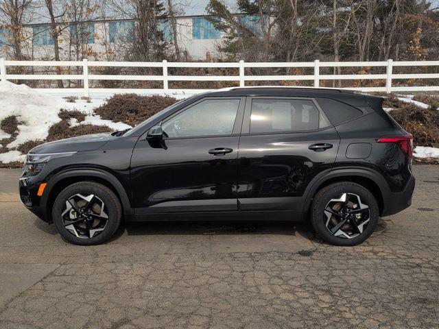 used 2025 Kia Seltos car, priced at $23,994