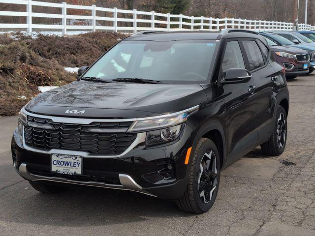 used 2025 Kia Seltos car, priced at $23,994