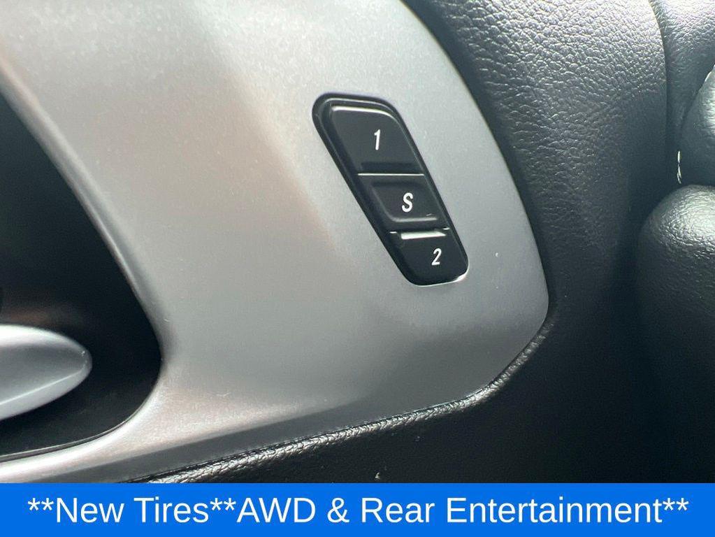 used 2021 Chrysler Pacifica car, priced at $20,394