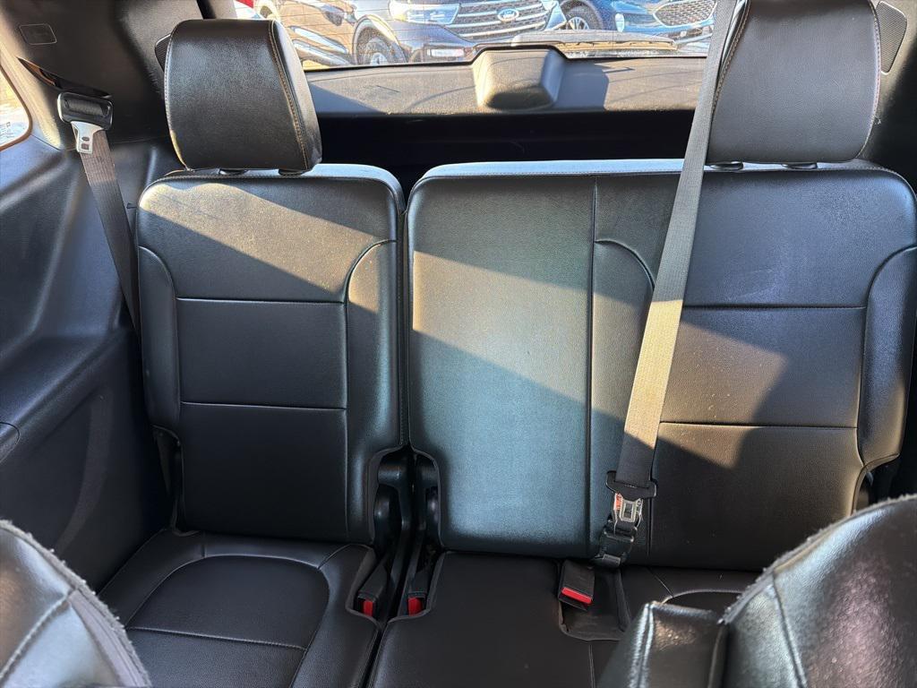 used 2020 Chevrolet Traverse car, priced at $15,844