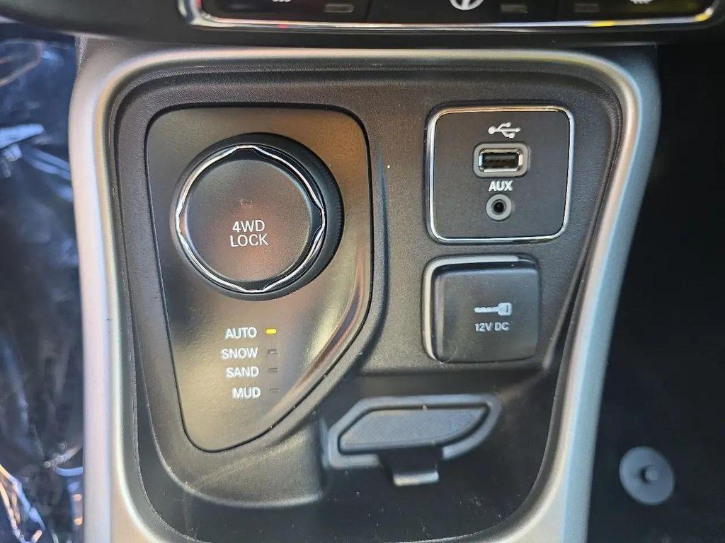 used 2018 Jeep Compass car, priced at $12,995