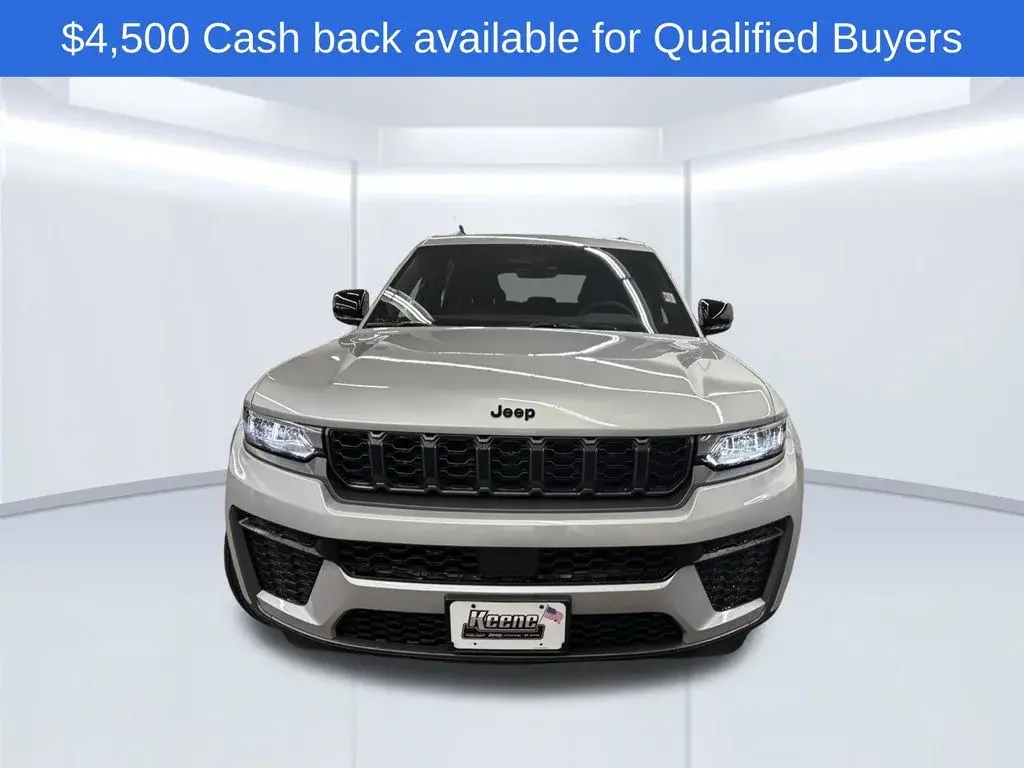new 2026 Jeep Grand Cherokee car, priced at $43,538