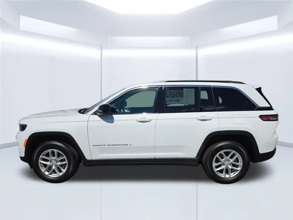 used 2025 Jeep Grand Cherokee car, priced at $36,399