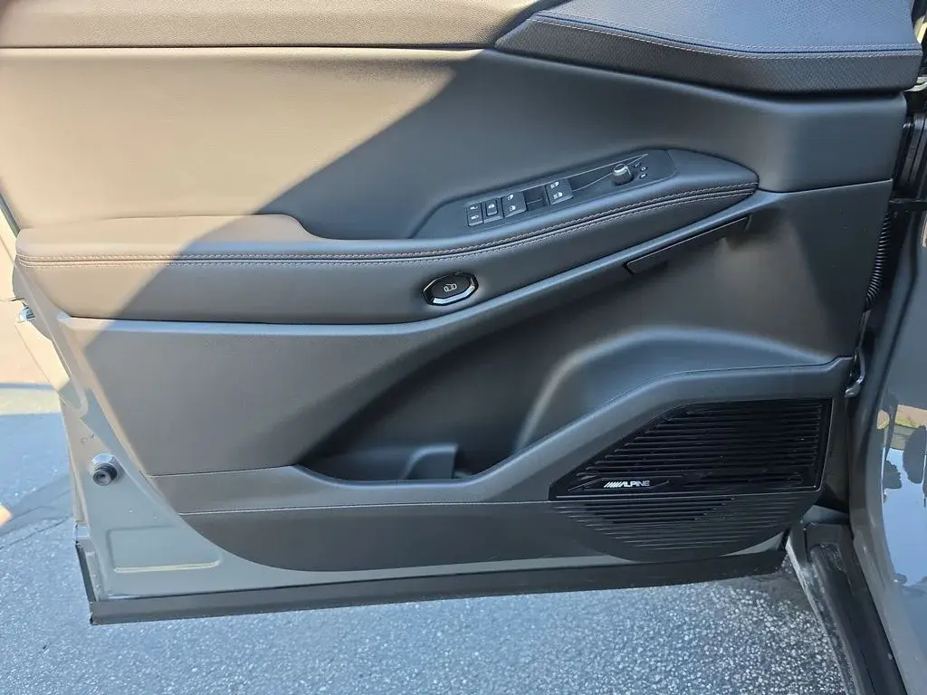 new 2026 Jeep Cherokee car, priced at $39,841