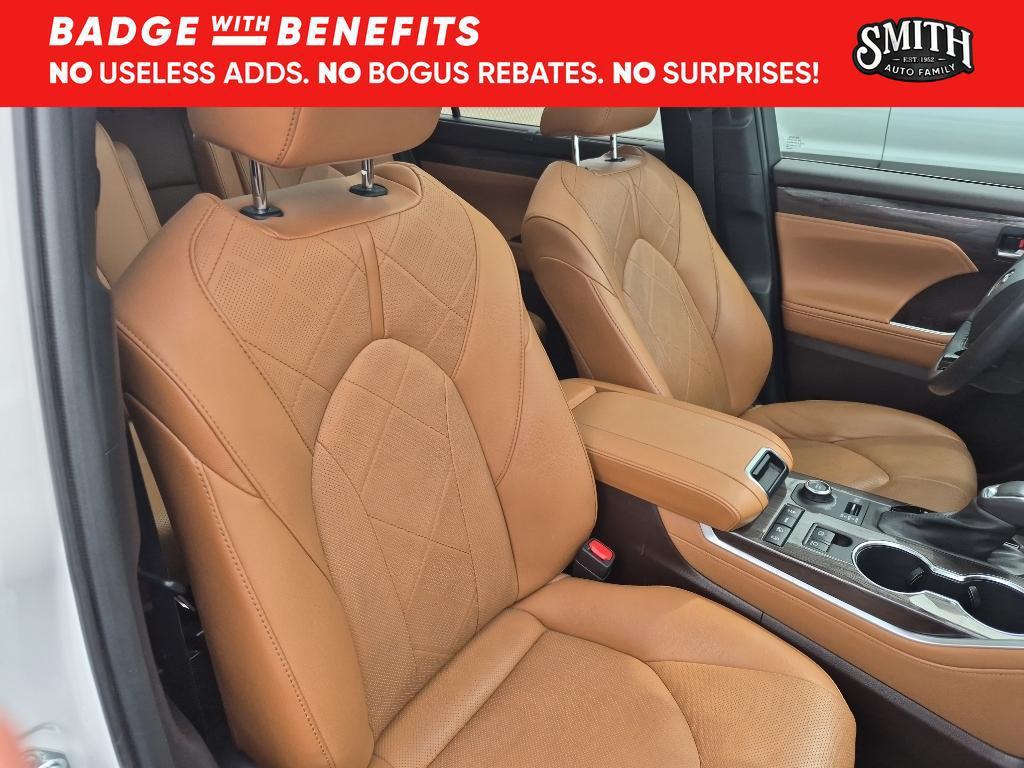 used 2021 Toyota Highlander car, priced at $32,868