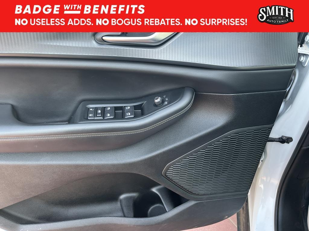 used 2023 Jeep Grand Cherokee L car, priced at $25,950