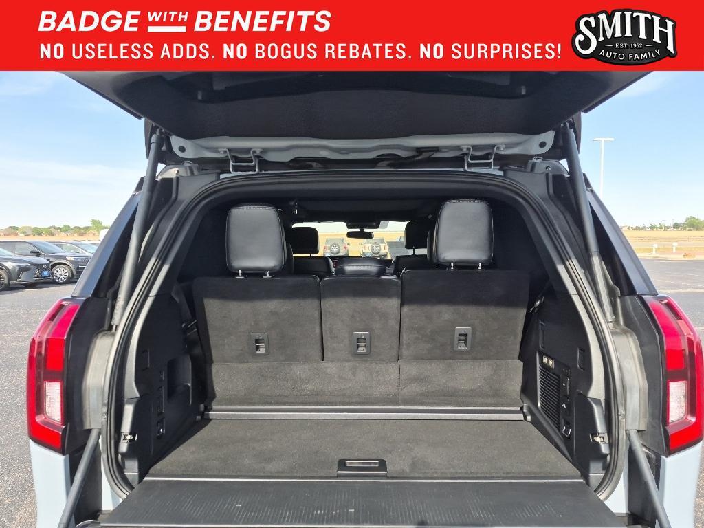 used 2025 Ford Expedition car, priced at $69,725