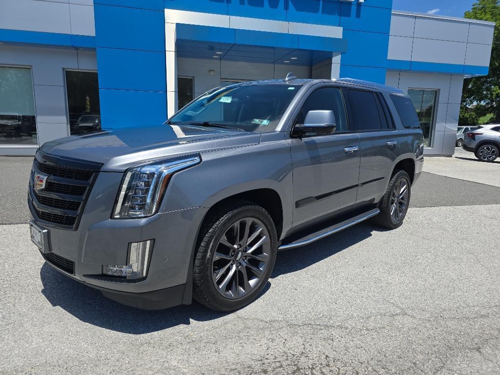 used 2020 Cadillac Escalade car, priced at $41,989