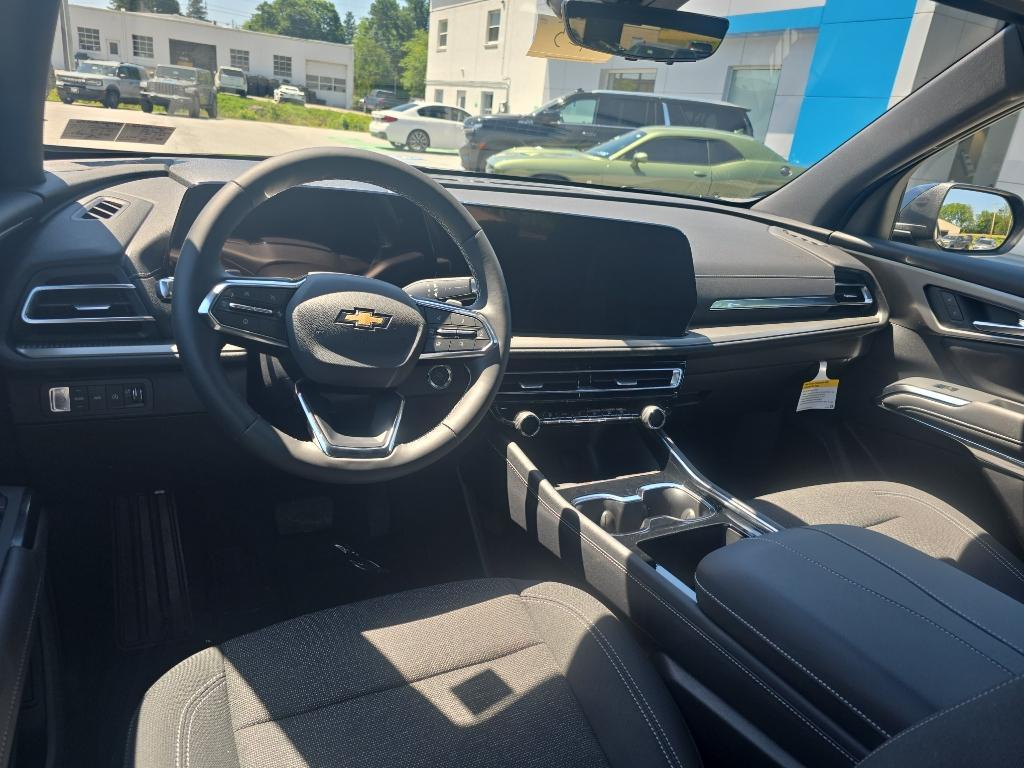 new 2026 Chevrolet Traverse car, priced at $48,520