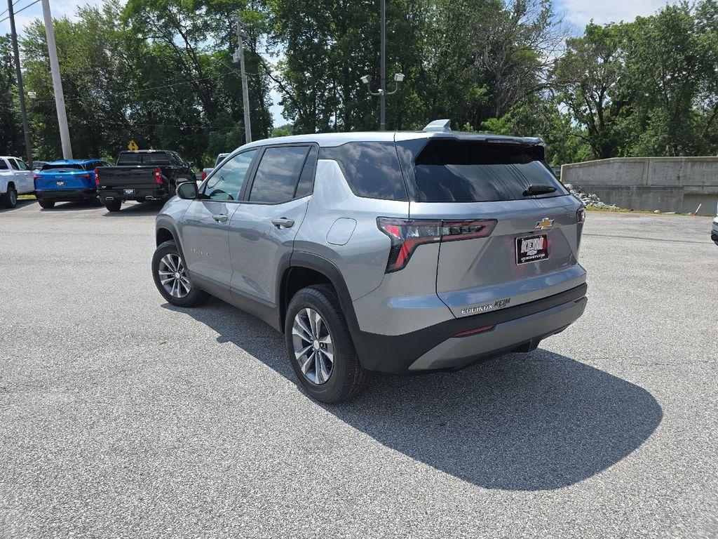 new 2026 Chevrolet Equinox car, priced at $32,045