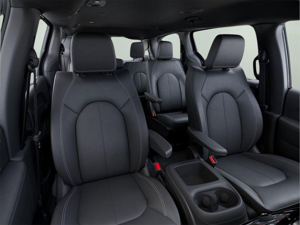 new 2025 Chrysler Pacifica car, priced at $44,445