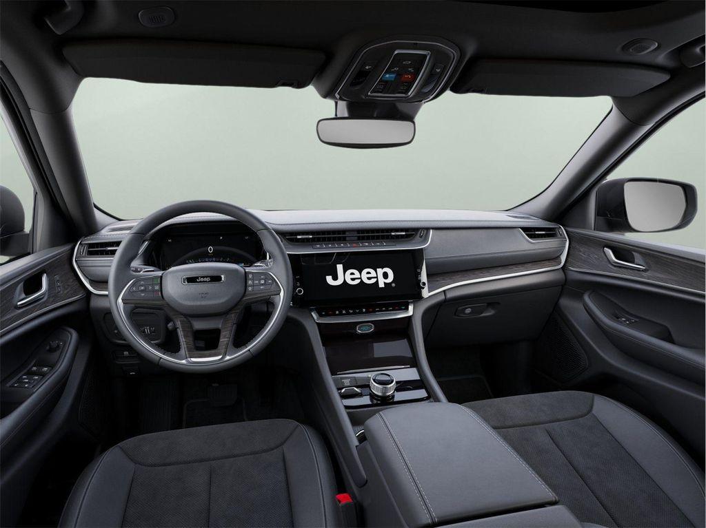 new 2026 Jeep Grand Cherokee car, priced at $46,750