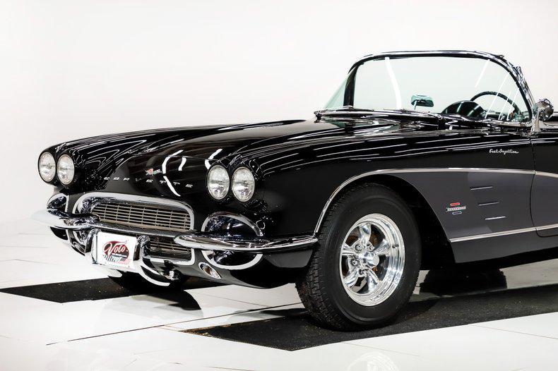 used 1961 Chevrolet Corvette car, priced at $109,998