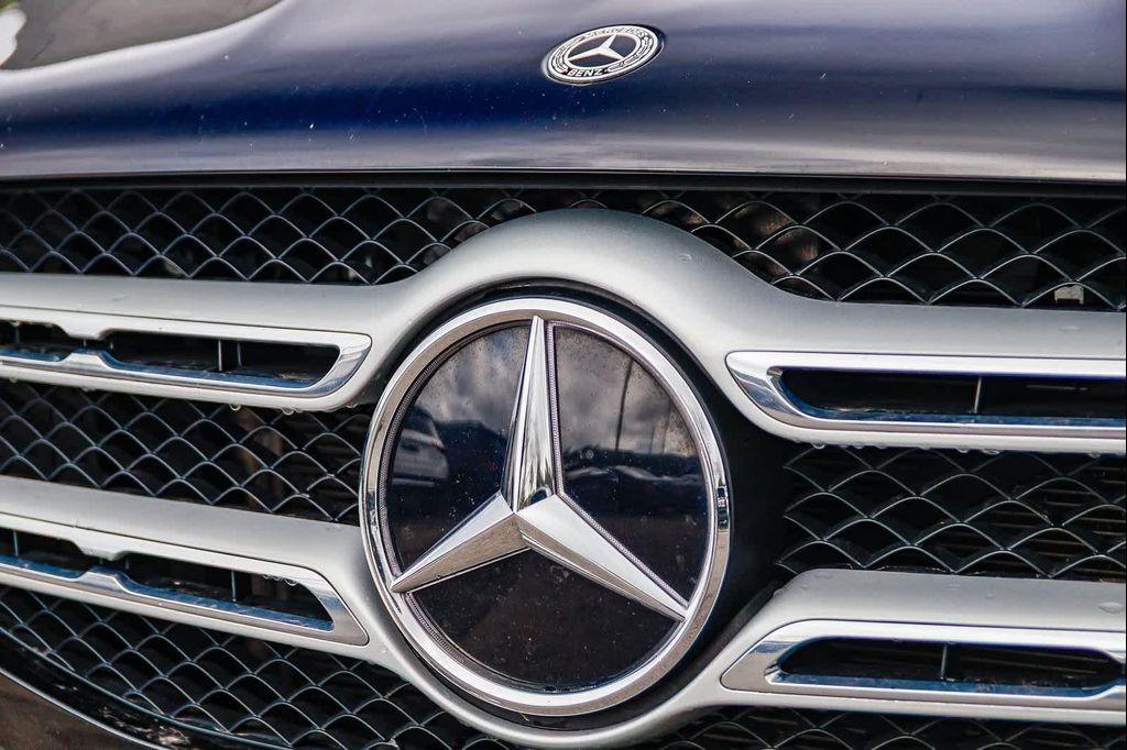 used 2023 Mercedes-Benz GLE 350 car, priced at $39,900