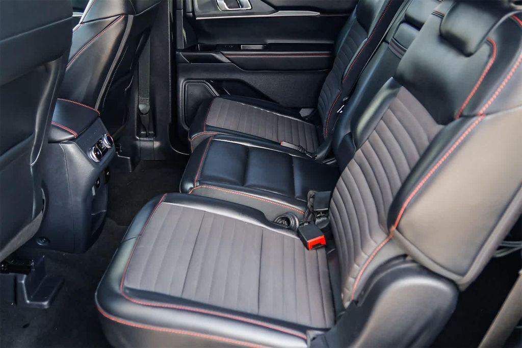 used 2025 Ford Explorer car, priced at $37,286