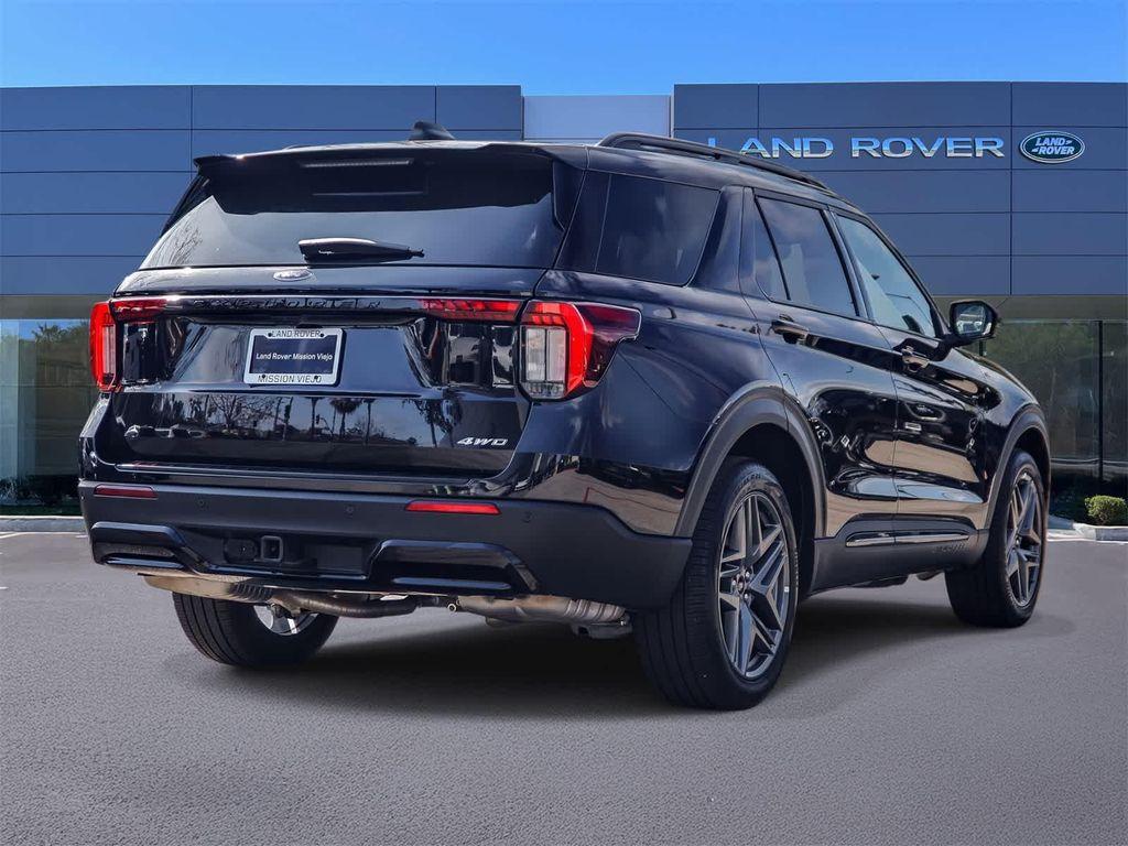 used 2025 Ford Explorer car, priced at $37,286