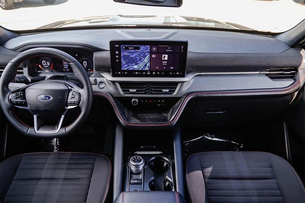 used 2025 Ford Explorer car, priced at $37,286