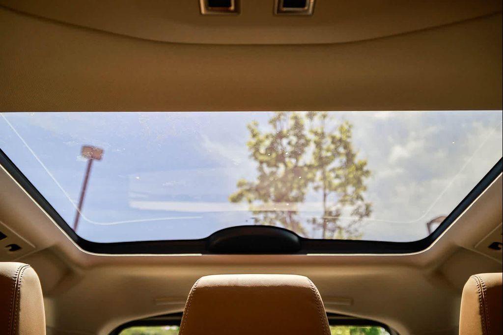 new 2026 Land Rover Discovery car, priced at $88,566