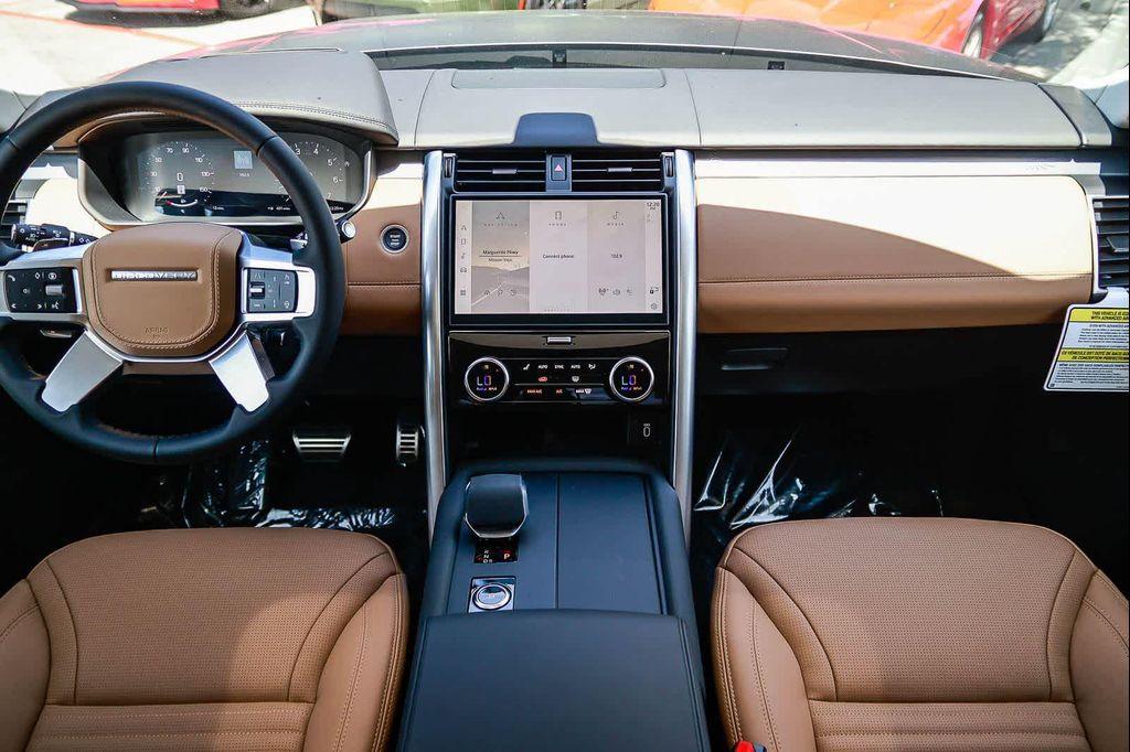 new 2026 Land Rover Discovery car, priced at $88,566