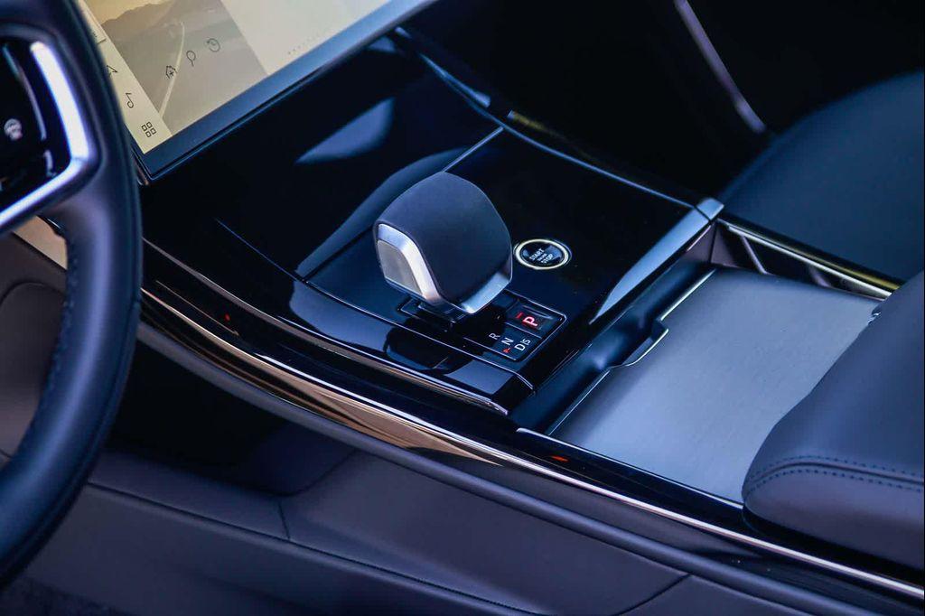 new 2026 Land Rover Range Rover Sport car, priced at $93,910