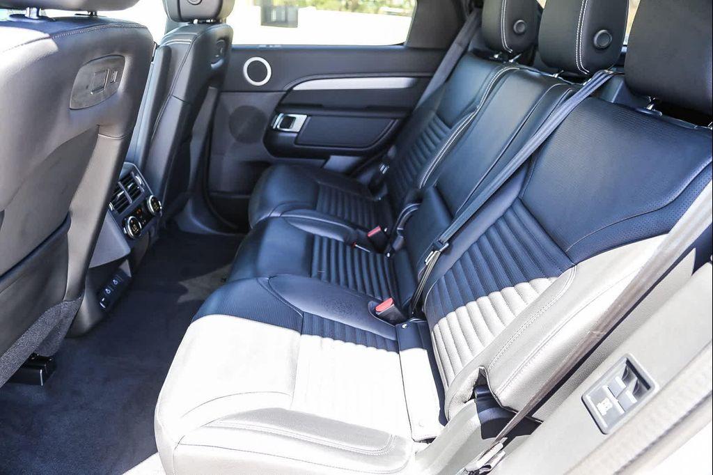 new 2025 Land Rover Discovery car, priced at $74,925