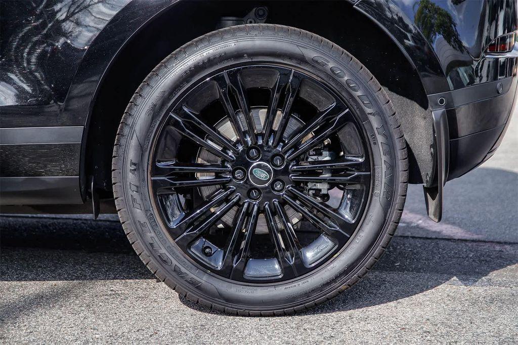 used 2025 Land Rover Range Rover Evoque car, priced at $37,991